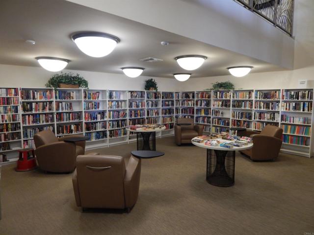 Detail Gallery Image 7 of 48 For 7315 San Luis St #235,  Carlsbad,  CA 92011 - 2 Beds | 2 Baths