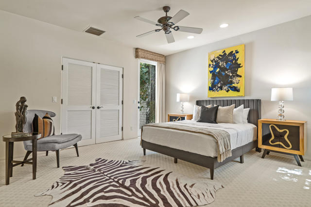 835 N Avenida Palmas, Palm Springs, CA 92262