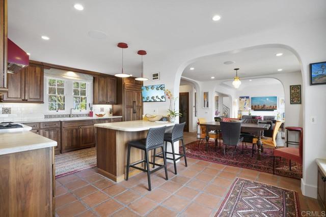 308 Sunset Drive, Encinitas CA: https://media.crmls.org/mediaz/1788039b-4879-44af-96e1-43bc9d91b0fe.jpg