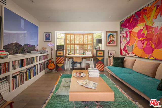 Drew Fenton | 391 N Saltair Avenue Los Angeles CA | MLS: 7435823