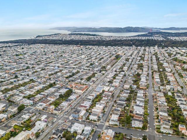 1959 19th Avenue, San Francisco CA: https://media.crmls.org/mediaz/178a0f01-5177-49ec-b712-455b82b9d93f.jpg