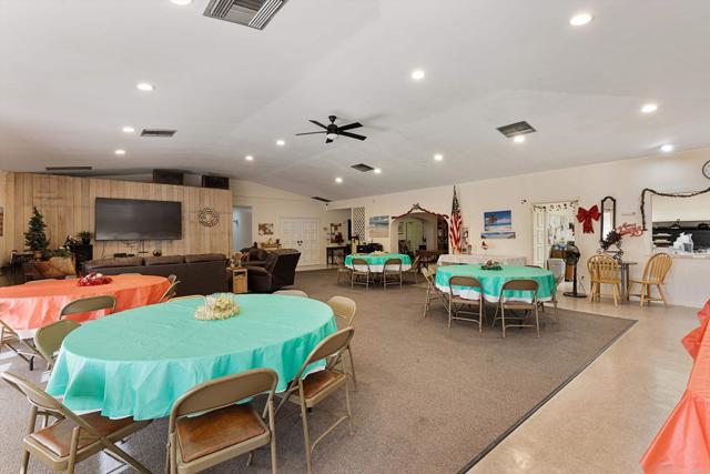 Detail Gallery Image 64 of 70 For 2130 Sunset Dr #135,  Vista,  CA 92081 - 2 Beds | 2 Baths