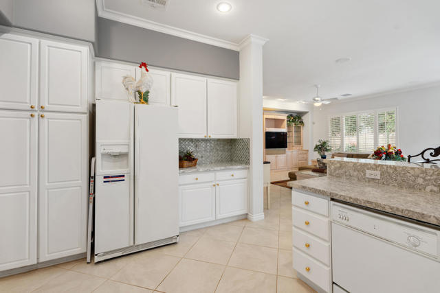 77703 Ashberry Court, Palm Desert CA: https://media.crmls.org/mediaz/178b8425-8e92-42e2-b785-e812f70b00bb.jpg