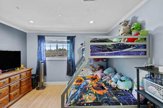 8626 Prospect Avenue, Santee CA: https://media.crmls.org/mediaz/178bc396-19a7-4c7e-a4c0-454e612346d6.jpg