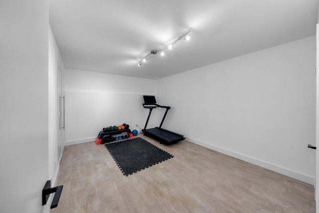 1830 N Alvarado St, Los Angeles CA: https://media.crmls.org/mediaz/178bd68d-6cc3-4067-8ac7-ffb1a7aa090e.jpg