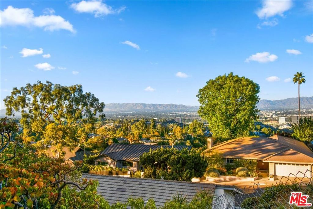 15451 Longbow DriveSherman Oaks img 42