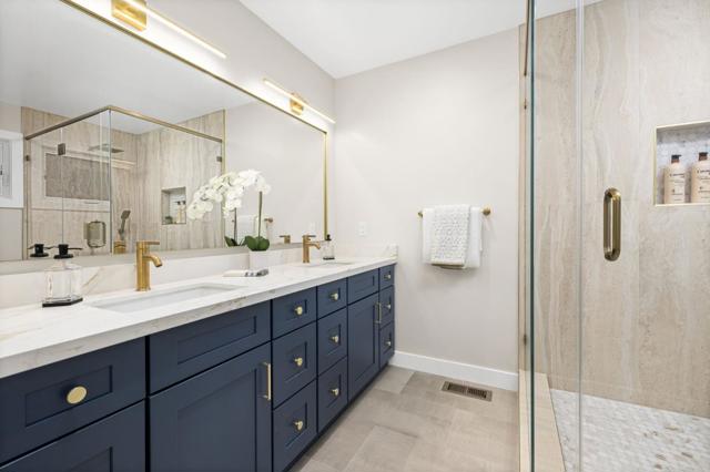 849 Elm Street, San Carlos CA: https://media.crmls.org/mediaz/178ca494-5ff5-4002-b3f0-04d67358f3ce.jpg