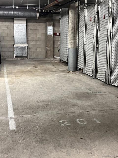 5726 La Jolla Blvd, La Jolla CA: https://media.crmls.org/mediaz/178d670d-8200-4fa1-b4c9-8534e3db08d4.jpg