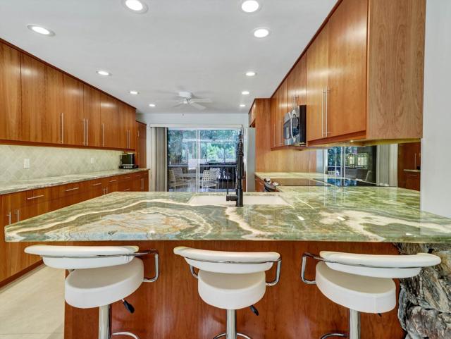 197 W Via Lola #6, Palm Springs, CA 92262