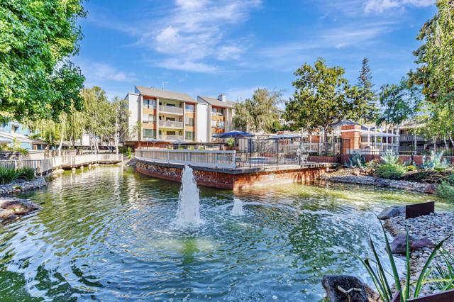 49 Showers Drive, Mountain View CA: https://media.crmls.org/mediaz/178dcf65-e24c-4406-925d-1f9ec7541972.jpg