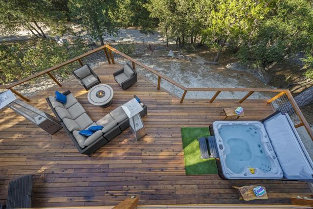 54789 Wildwood Drive, Idyllwild CA: https://media.crmls.org/mediaz/178e7723-00a2-470c-a228-598f577bba4c.jpg