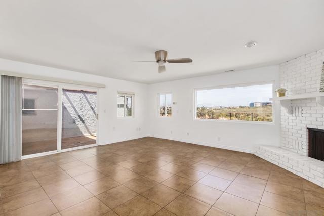 4460 Huggins St, San Diego CA: https://media.crmls.org/mediaz/178e9e5b-d7c9-40be-8fef-7fd96cf8810b.jpg