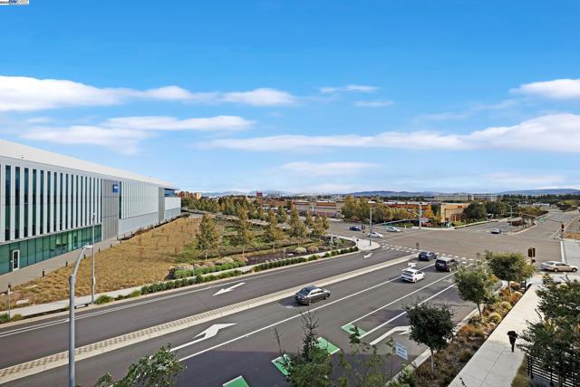 5394 Arnold Rd, Dublin CA: https://media.crmls.org/mediaz/1790098a-414f-4bf2-9fa0-5913c175c697.jpg