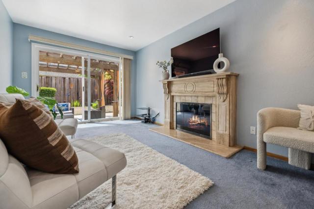 858 Chrysopolis Drive, Foster City CA: https://media.crmls.org/mediaz/179050fc-979f-40da-bbd1-057dd54bd11e.jpg