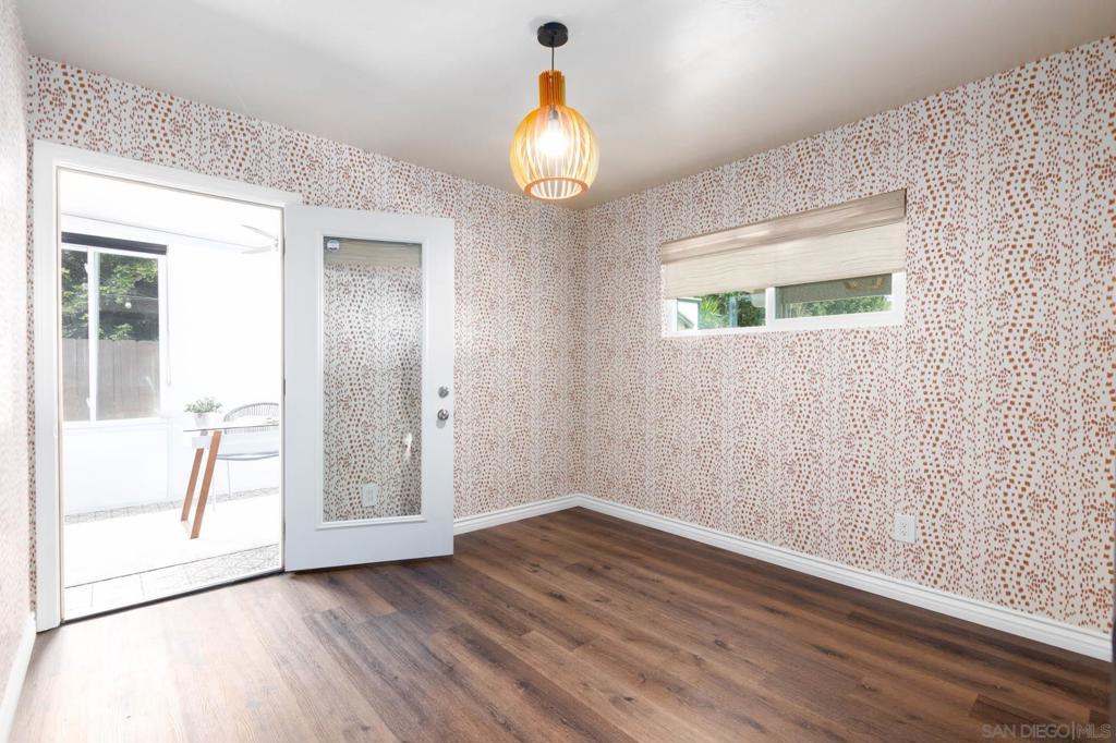 1880 Catalina Blvd - photo 7