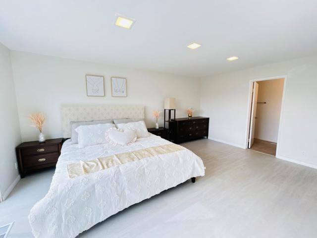 Image 23 of 48 For 1066 Castleton Way