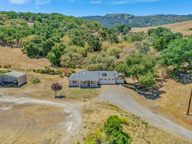 28837 Underwood Road,  CA: https://media.crmls.org/mediaz/1792588b-8957-4d19-9b79-3bbc888ff04d.jpg