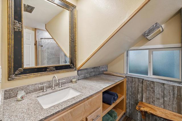 17520 Comanche Trail, Los Gatos CA: https://media.crmls.org/mediaz/17927c72-5f69-445c-b8fd-b1c2b15c1a23.jpg