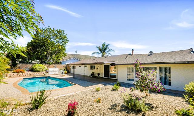 839 Jenny Drive, Newbury Park CA: https://media.crmls.org/mediaz/17928290-5eae-4f21-b1d0-dc83f1c231c9.jpg