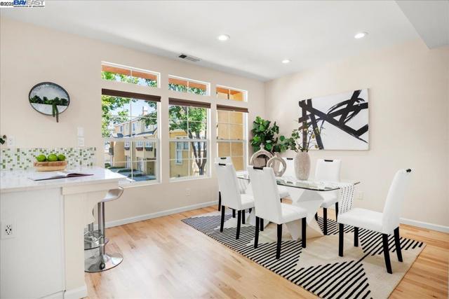 3583 Madison Cmn, Fremont CA: https://media.crmls.org/mediaz/1792db34-0fed-486a-9c75-8d15eb505474.jpg