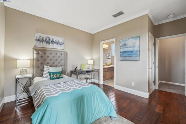 632 S Comunidad Street, Mountain House CA: https://media.crmls.org/mediaz/17941e07-9371-4f41-95ec-3ac3394444f7.jpg