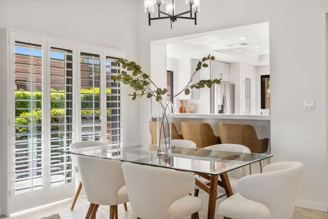 48641 Palo Verde Court, Palm Desert CA: https://media.crmls.org/mediaz/17942af8-baf6-4a7a-ba01-77c3baea825e.jpg