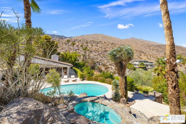 13 Cahuilla Hills Drive, Palm Springs CA: https://media.crmls.org/mediaz/1794875e-2c82-4af1-869e-fbe58978baf8.jpg