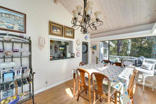6 Stratford Place, Monterey CA: https://media.crmls.org/mediaz/179557eb-7c46-4c08-b64e-4421594c05b0.jpg