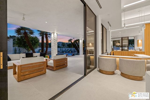 71000 Tamarisk Lane, Rancho Mirage CA: https://media.crmls.org/mediaz/17956489-5eaa-4ffa-801b-d7e34400a684.jpg