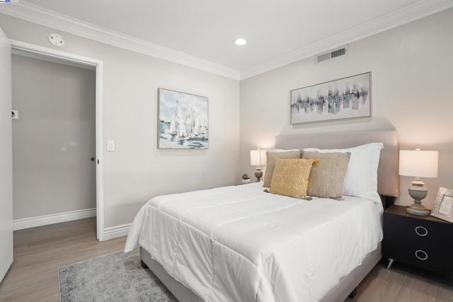 501 Amherst Ct, San Ramon CA: https://media.crmls.org/mediaz/1796801d-39be-4867-a1ca-64c2749b8841.jpg