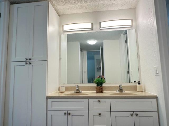 8129 Shelter Creek Lane, San Bruno CA: https://media.crmls.org/mediaz/1796a8ef-2cd5-45c4-be89-822e0d275e57.jpg