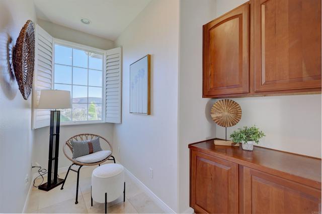 1649 Portside Place, San Marcos CA: https://media.crmls.org/mediaz/1796d06a-8050-4cc3-ba84-bb53c62b9b49.jpg