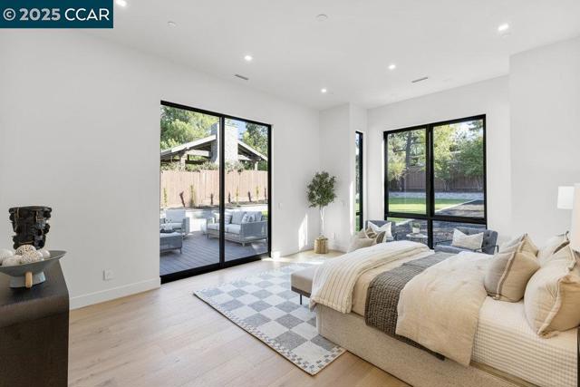 720 Laurel Dr, Walnut Creek CA: https://media.crmls.org/mediaz/1796da3e-de4b-428f-a895-72d86863394e.jpg