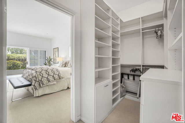 1706 Colby Avenue, Los Angeles CA: https://media.crmls.org/mediaz/1796e4b0-256c-4875-bbee-42284ba7c0f8.jpg
