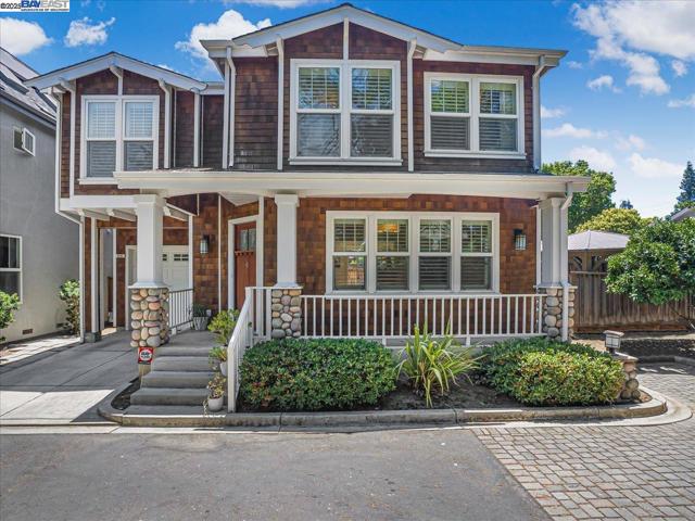 910 Willowshire Way, San Jose CA: https://media.crmls.org/mediaz/17971de5-b31e-45dc-9d48-0f9e8fc9952d.jpg