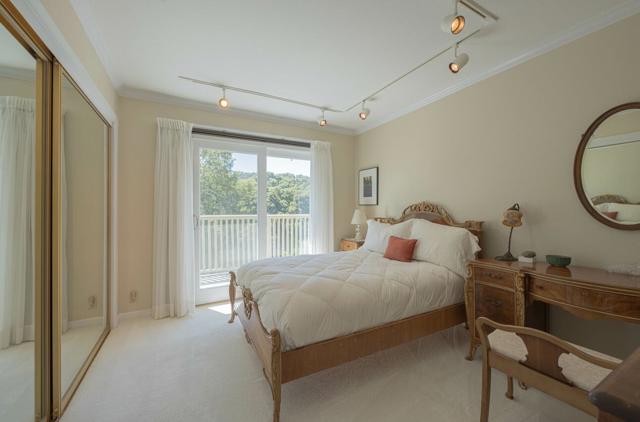 397 B Corral De Tierra Road,  CA: https://media.crmls.org/mediaz/1797c790-c3a0-43b9-aa78-6fcfb213462a.jpg