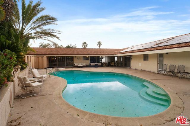 6847 Crest Road, Rancho Palos Verdes, California 90275, 4 Bedrooms Bedrooms, ,3 BathroomsBathrooms,Residential,Sold,Crest,25498791