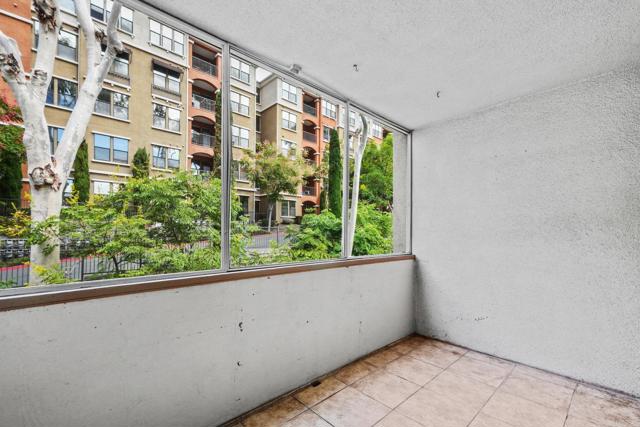 Detail Gallery Image 10 of 32 For 4891 Collwood Blvd #B,  San Diego,  CA 92115 - 2 Beds | 2 Baths