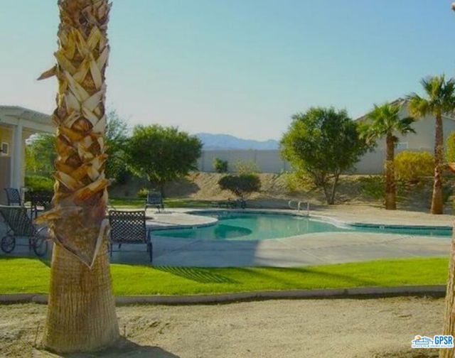9122 SILVER STAR Avenue, Desert Hot Springs CA: https://media.crmls.org/mediaz/1798a83d-0a46-46c9-8934-9a5ddcdbc1ca.jpg