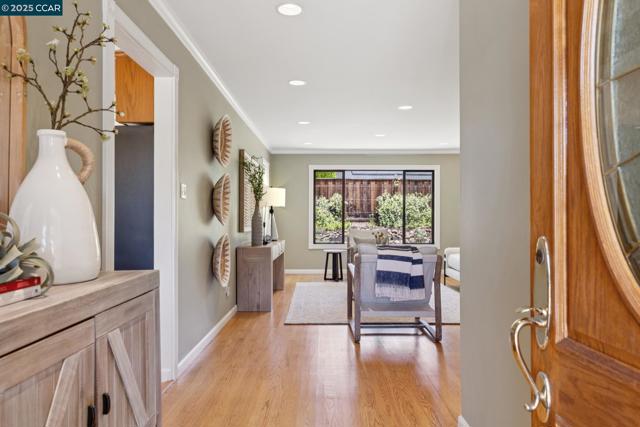 728 San Bruno Ct, Concord CA: https://media.crmls.org/mediaz/1798d4f5-67af-4ead-8218-658a6aa3f9ca.jpg