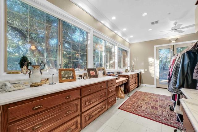 45455 Lorenz Ln, Temecula CA: https://media.crmls.org/mediaz/17991c3c-0dc6-4f0f-b2ed-fa42eb377dcf.jpg