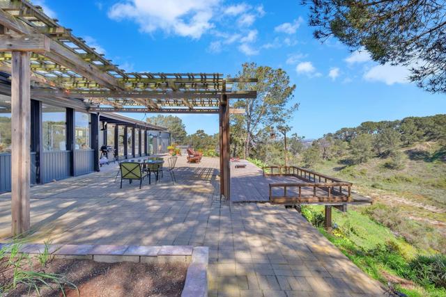 Image 16 of 74 For 1234 Oribia Rd