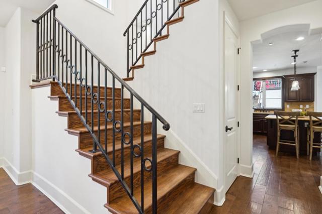 Image 15 of 40 For 1728 Whitham Avenue