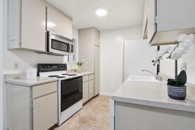 4205 Golden Oaks Lane, Monterey CA: https://media.crmls.org/mediaz/179989cb-c0f9-4047-ab7c-d379f0b41807.jpg