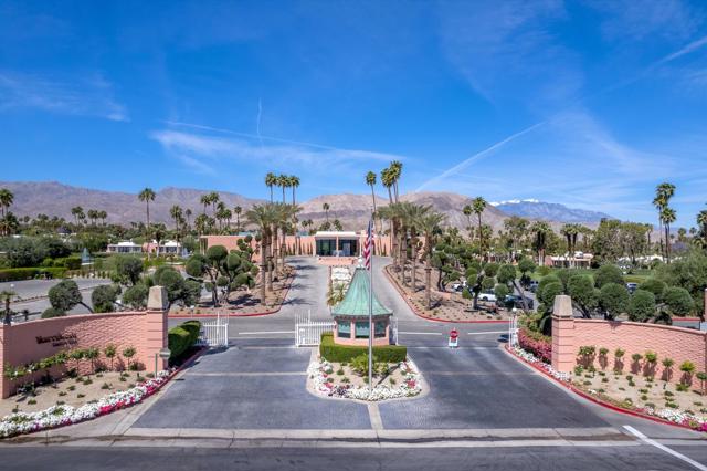 47314 Abdel Circle, Palm Desert CA: https://media.crmls.org/mediaz/1799a379-c81f-4191-9a09-7f38fc3ea3f9.jpg