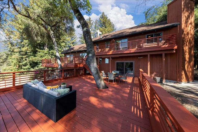 17337 Debbie Road, Los Gatos CA: https://media.crmls.org/mediaz/1799cbac-c002-4159-9309-e31c8f248b61.jpg