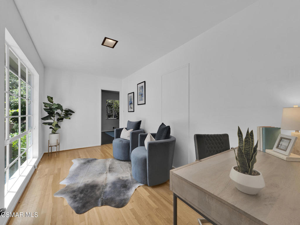 13606 Oak Canyon AvenueSherman Oaks img 57