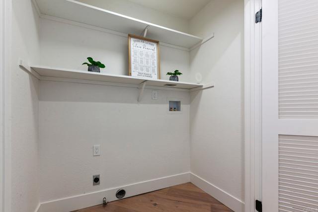 1523 Camino Linda Drive, San Marcos CA: https://media.crmls.org/mediaz/179ace58-dd56-4d3e-bb08-d7cebef43d05.jpg