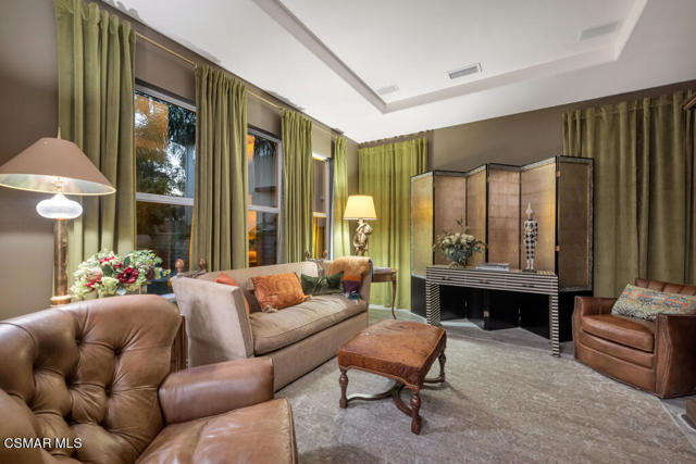 5937 Indian Terrace Drive, Simi Valley CA: https://media.crmls.org/mediaz/179ad86d-709a-4287-92c5-07cebf168232.jpg