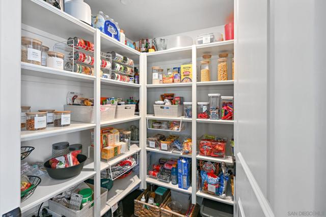 17216 Turf Club Dr, San Diego CA: https://media.crmls.org/mediaz/179ba857-a419-425d-9162-7a347dfa9bbc.jpg